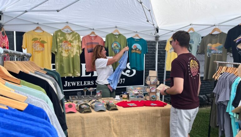 Summer Open-Air Markets Return to Rossville BLVD